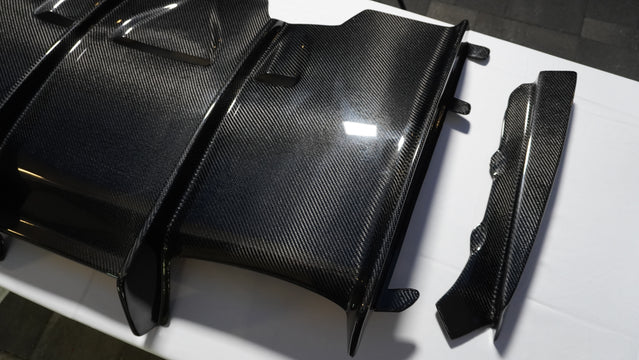PSM-Style Carbon Fiber Rear Diffuser — BMW F8X