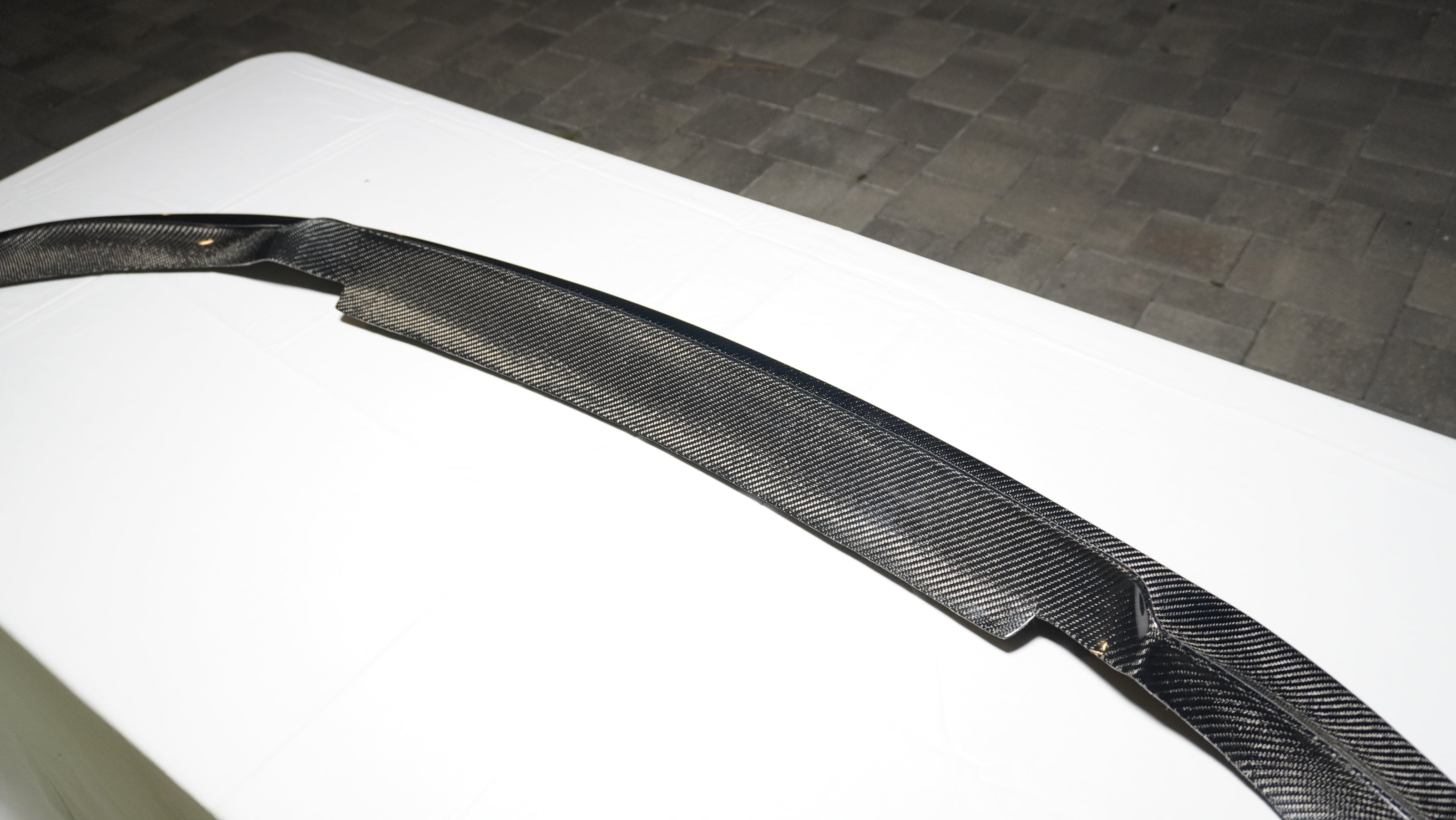 V-Style Carbon Fiber Front Lip — BMW F8X