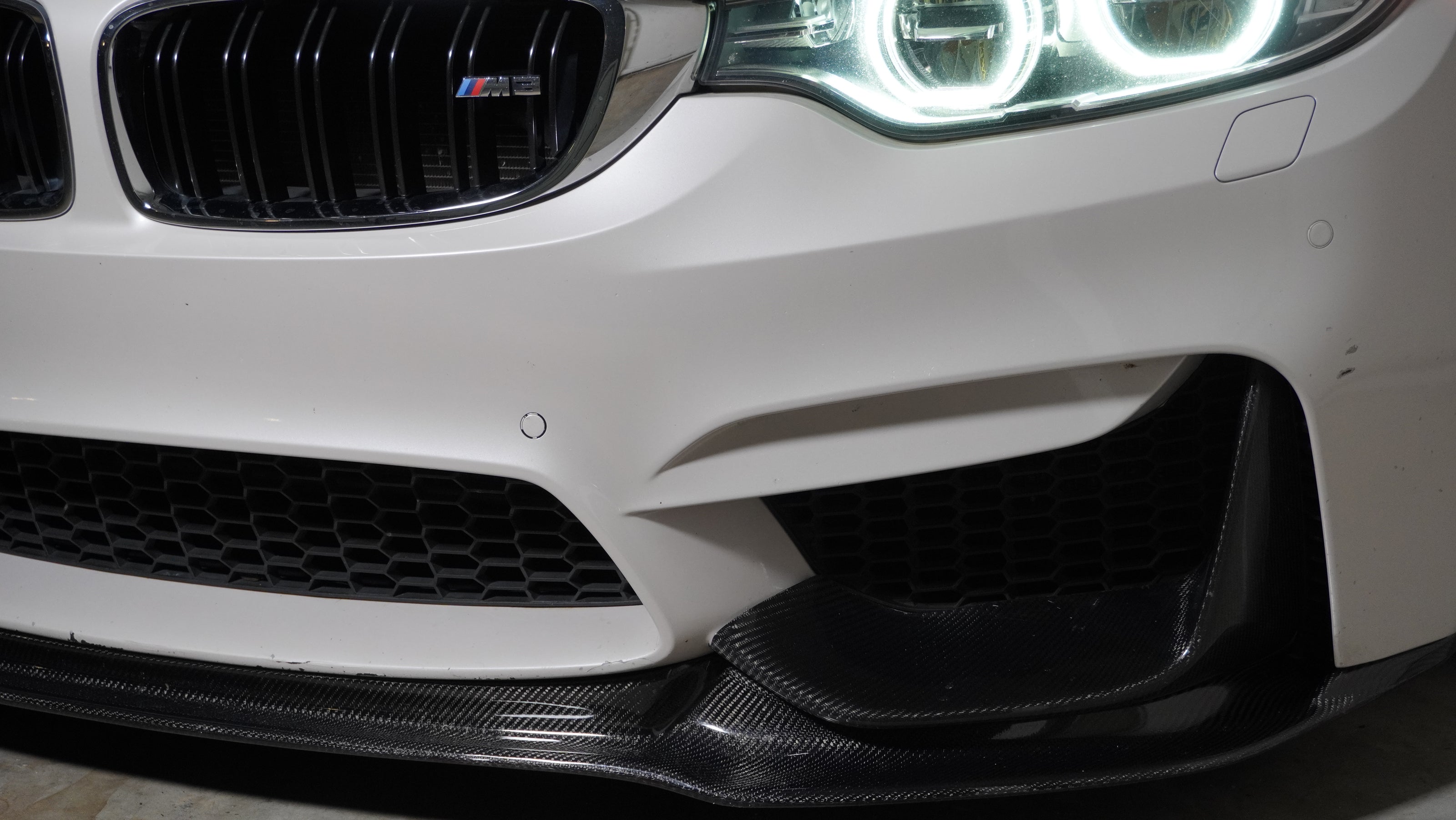 V-Style Carbon Fiber Front Lip — BMW F8X